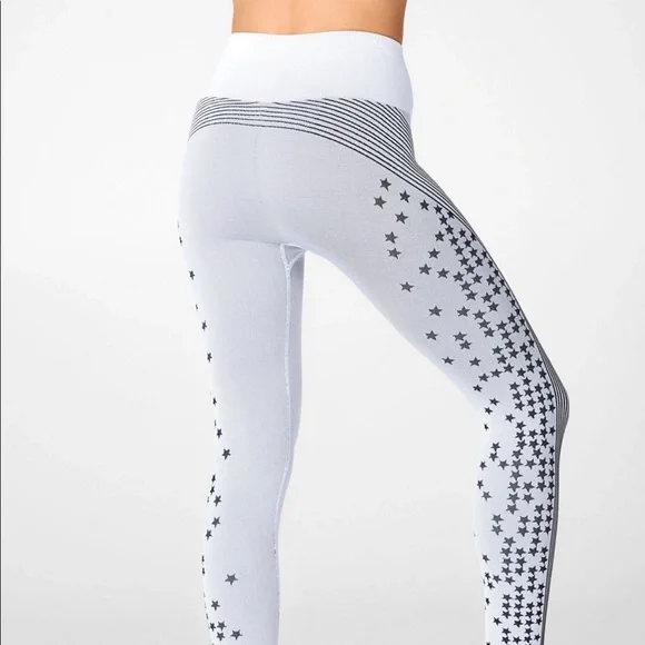 FABLETICS TIGHTS YOGA PANTS STARS & STRIPES BLACK & LIGHT GREY - Picture 6 of 15